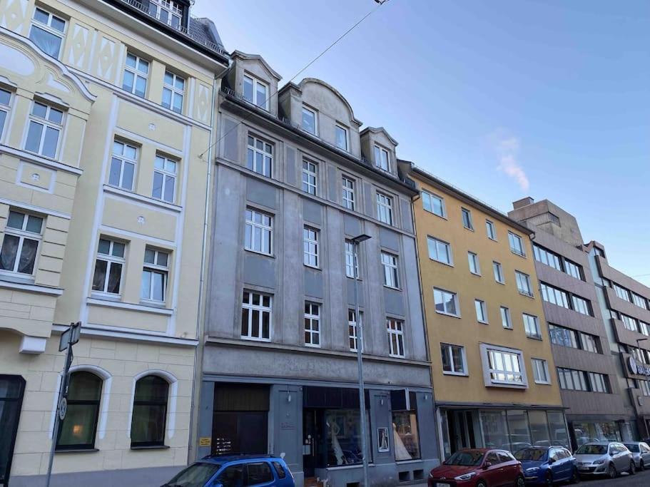 הוף Schoenes City-Apartment Im Zentrum Mit Balkon מראה חיצוני תמונה
